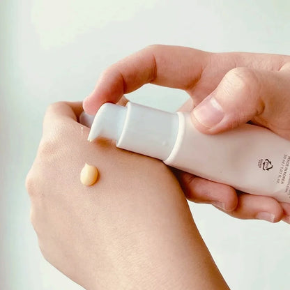 5-Essence Brightening & Anti-Aging Eye Cream